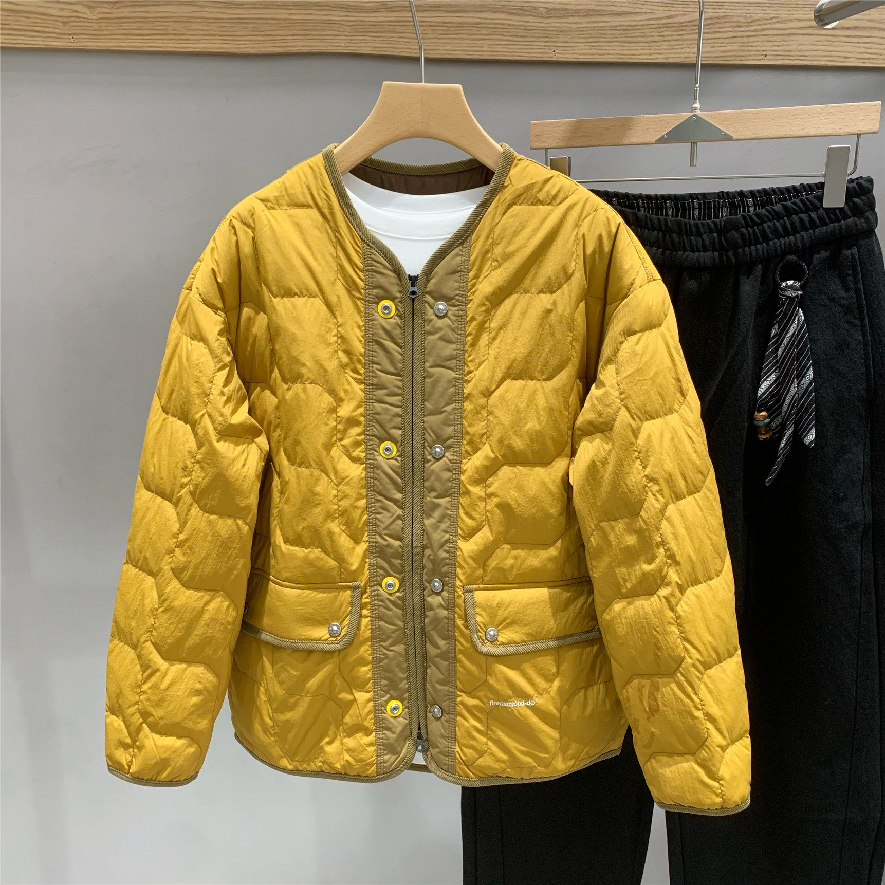 高端轻薄圆领90白鸭绒羽绒服男