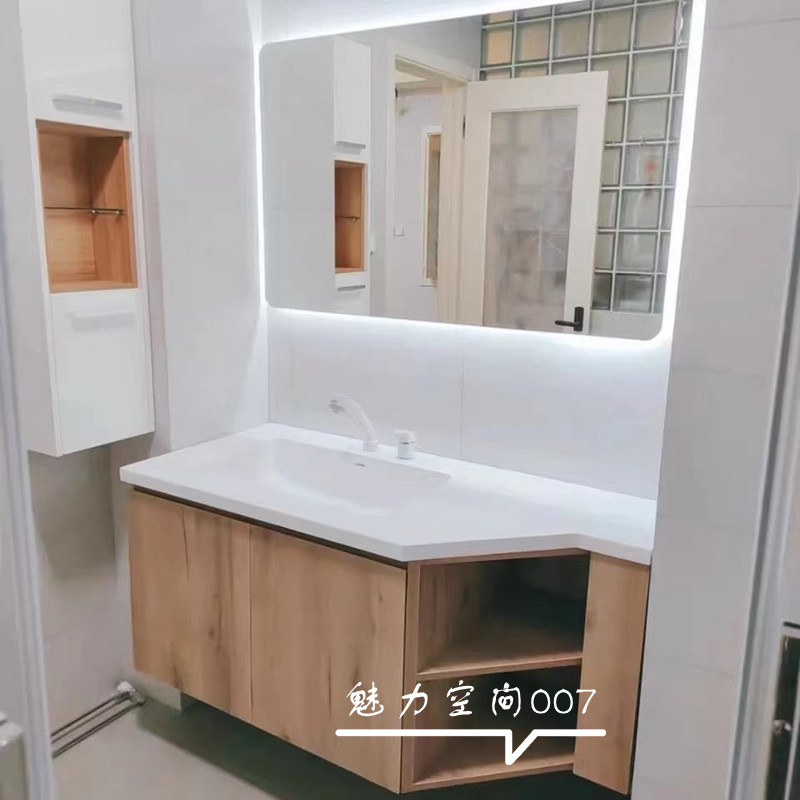 异形浴室柜定制北欧实木挂墙式高端卫浴柜挂墙式卫生间组合洗漱柜