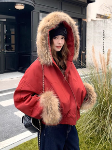 红色大毛领派克羽绒服女冬短款2025新款高级感小个子白鸭绒厚外套