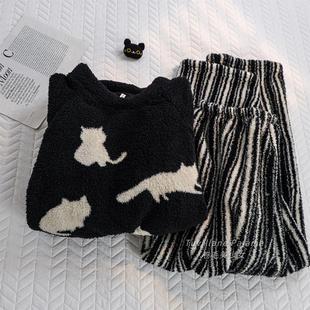 加绒加厚黑色半边绒睡衣女纯棉秋冬季新款慵懒风圆领珊瑚绒家居服