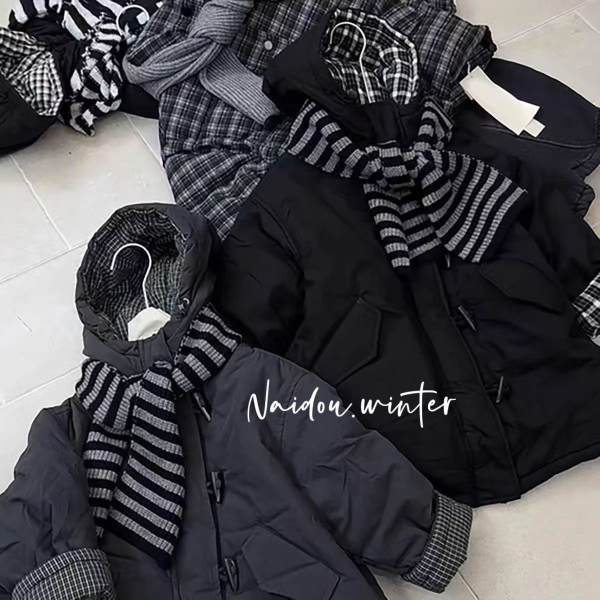 实体店冬装新款男童女童韩版黑色牛角扣连帽中长款加绒保暖厚棉衣