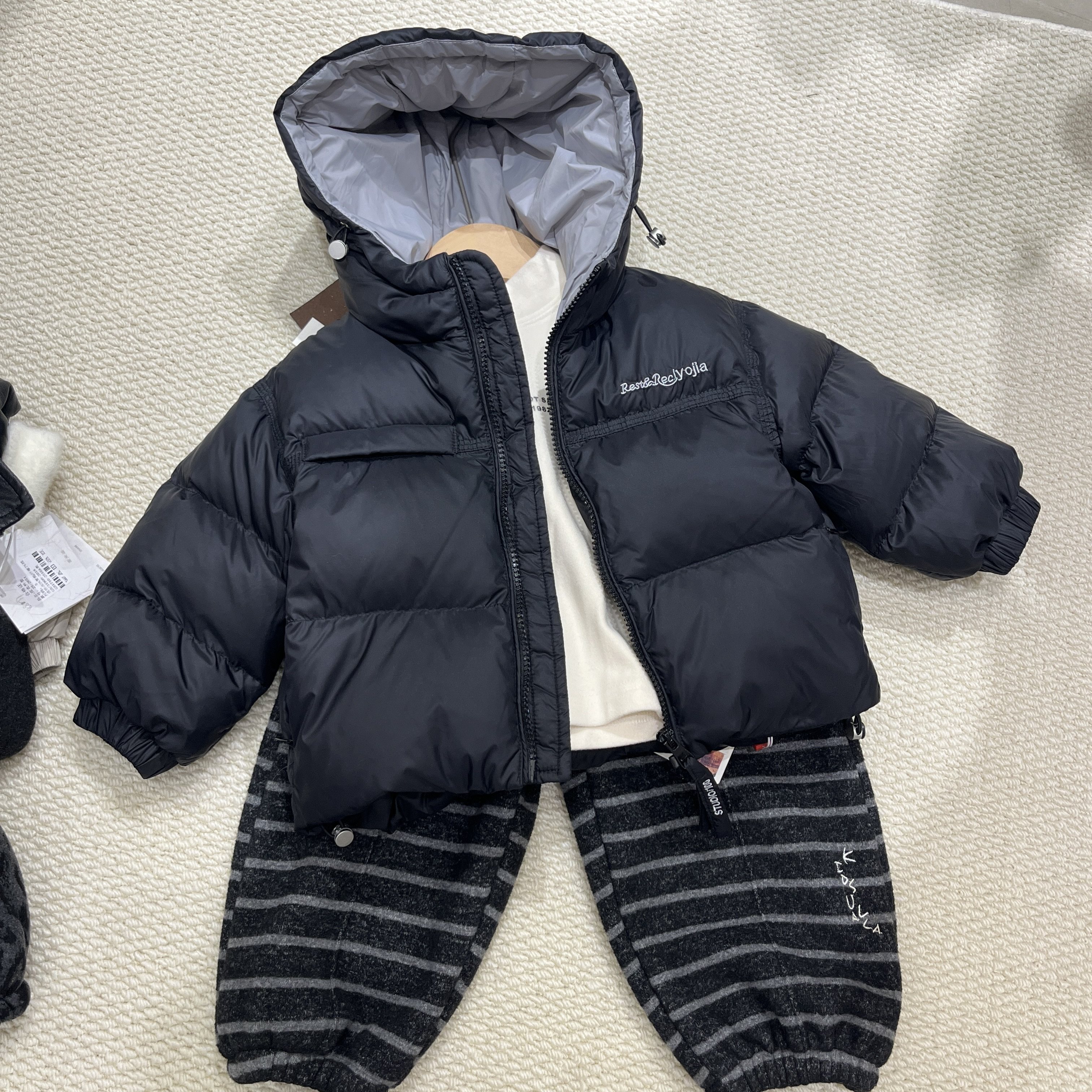 小童冬装新款男童韩版黑色连帽羽绒服外套潮保暖羽绒面包服外套