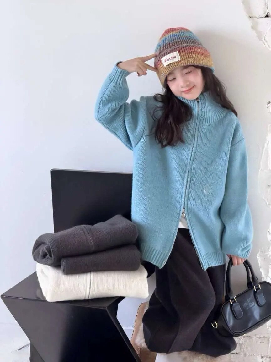 2026冬季新款儿童毛衣男童女童蓝色拉链毛衣外套潮版宽松针织开衫