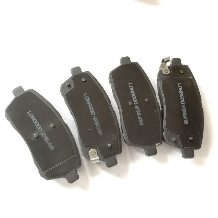 适配长安CS15前刹车片欧尚1.5L前制动块摩擦片制动碟刹片正厂配件