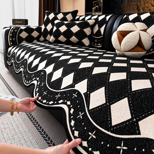 简约黑白格沙发垫高级感2026新款保暖雪尼尔固定防滑垫