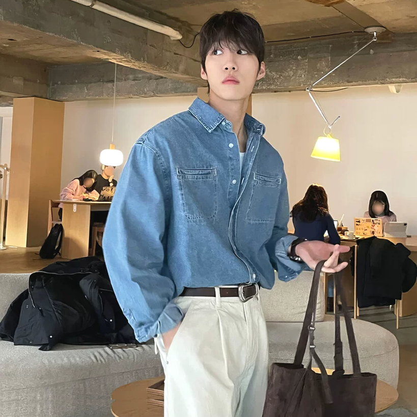 浅蓝牛仔衬衫双口袋长袖复古工装