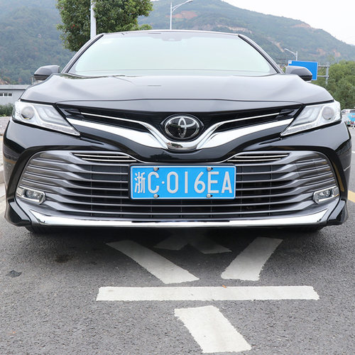 原车开模 原装位安装 粘贴使用 方便美观