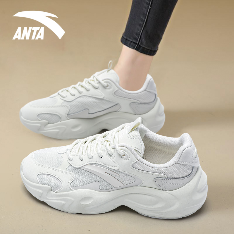 安踏好事发生女鞋白色增高老爹鞋