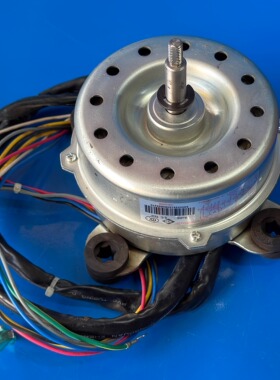 格力空调电机YDK60-8A  LN60X