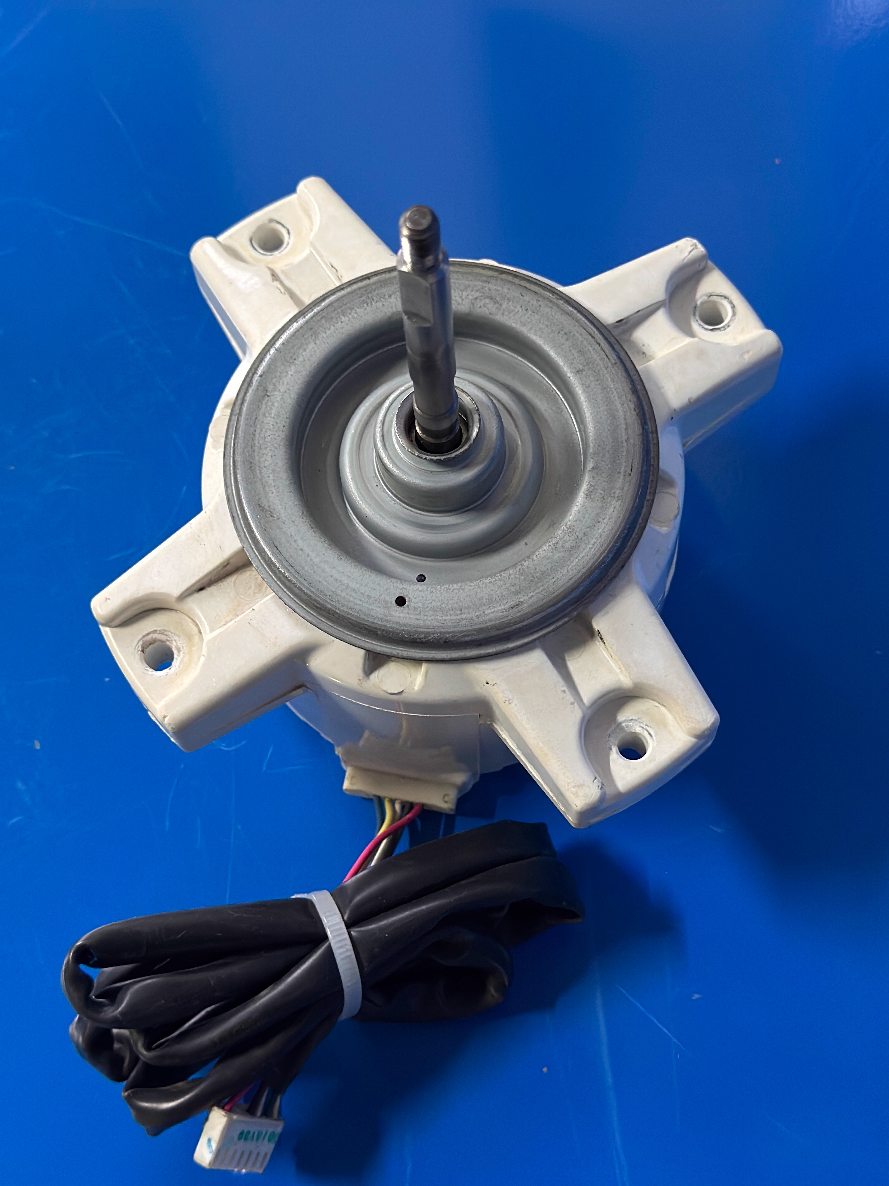 LG变频空调直流电机EAU57945702  SIC-67FV-D843-2