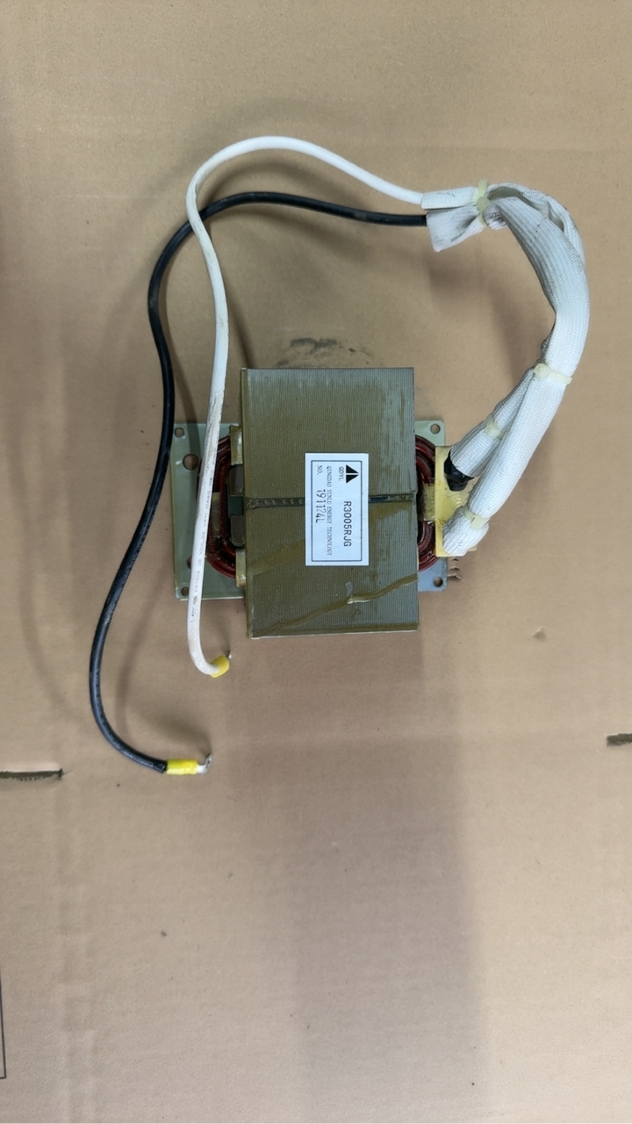 海尔空调电抗器R3005RJG九成新