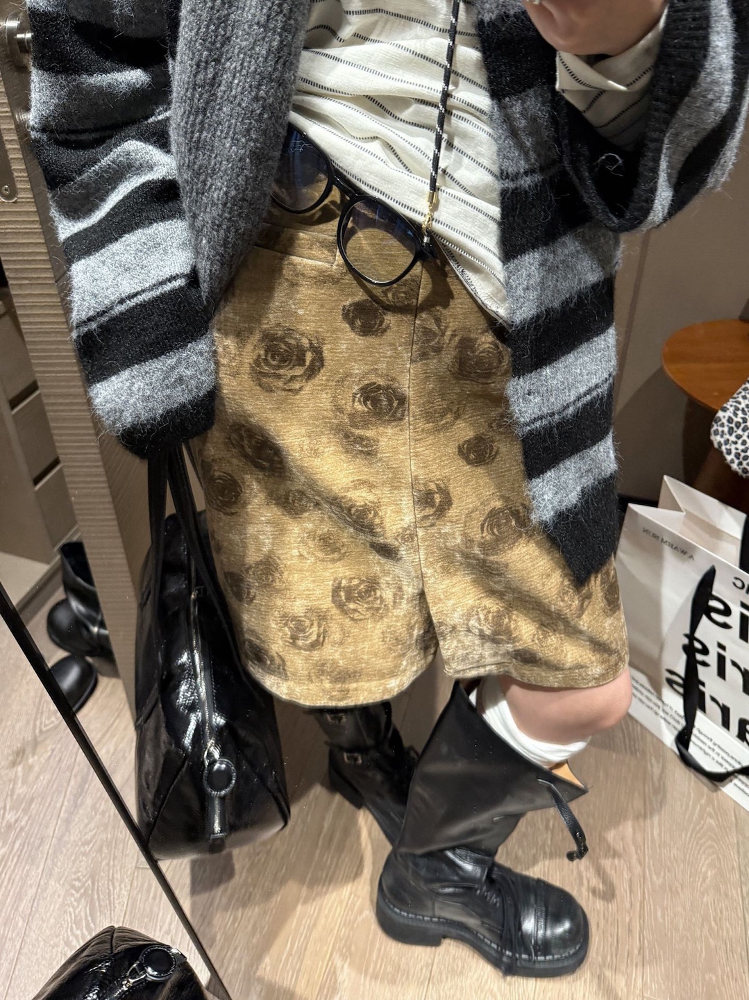 2025新款秋装法式复古赫本风印花半身裙加绒直筒开叉半裙短裙子女