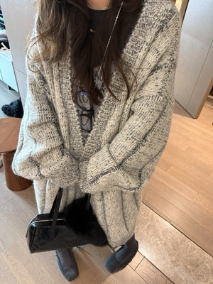 2025新款慵懒风灰色麻花针织开衫女秋冬宽松中长款毛衣外套大衣