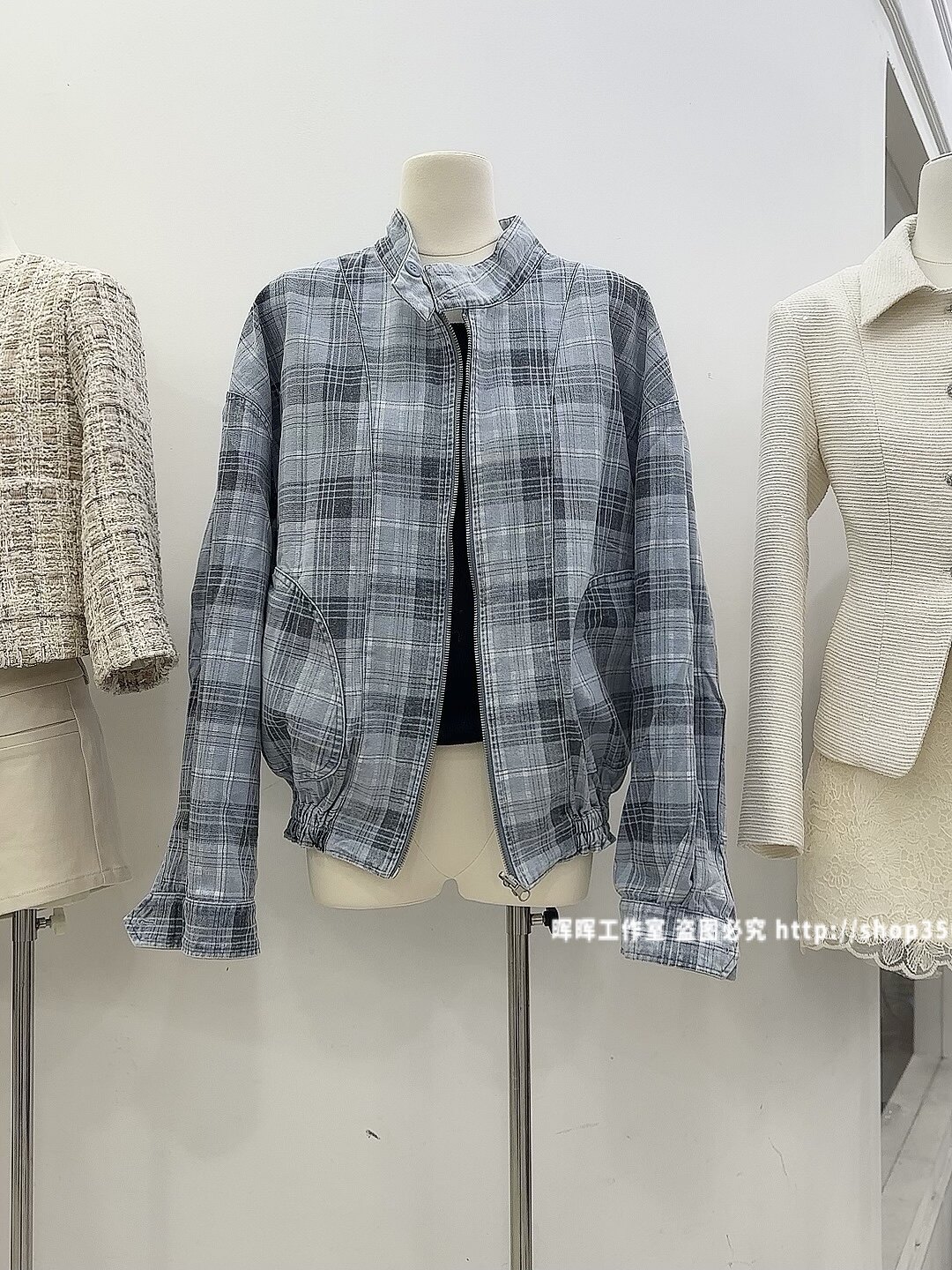 2026秋季新款女装两面穿格子短款牛仔外套女宽松休闲百搭上衣外套