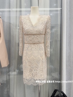 2026秋季新款女装韩版修身显瘦简约大气蕾丝拼接连衣裙女七分袖