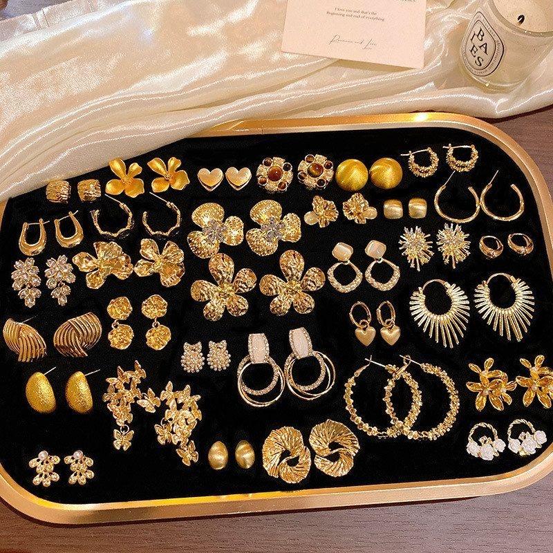 金属复古轻奢欧美耳钉素圈设计