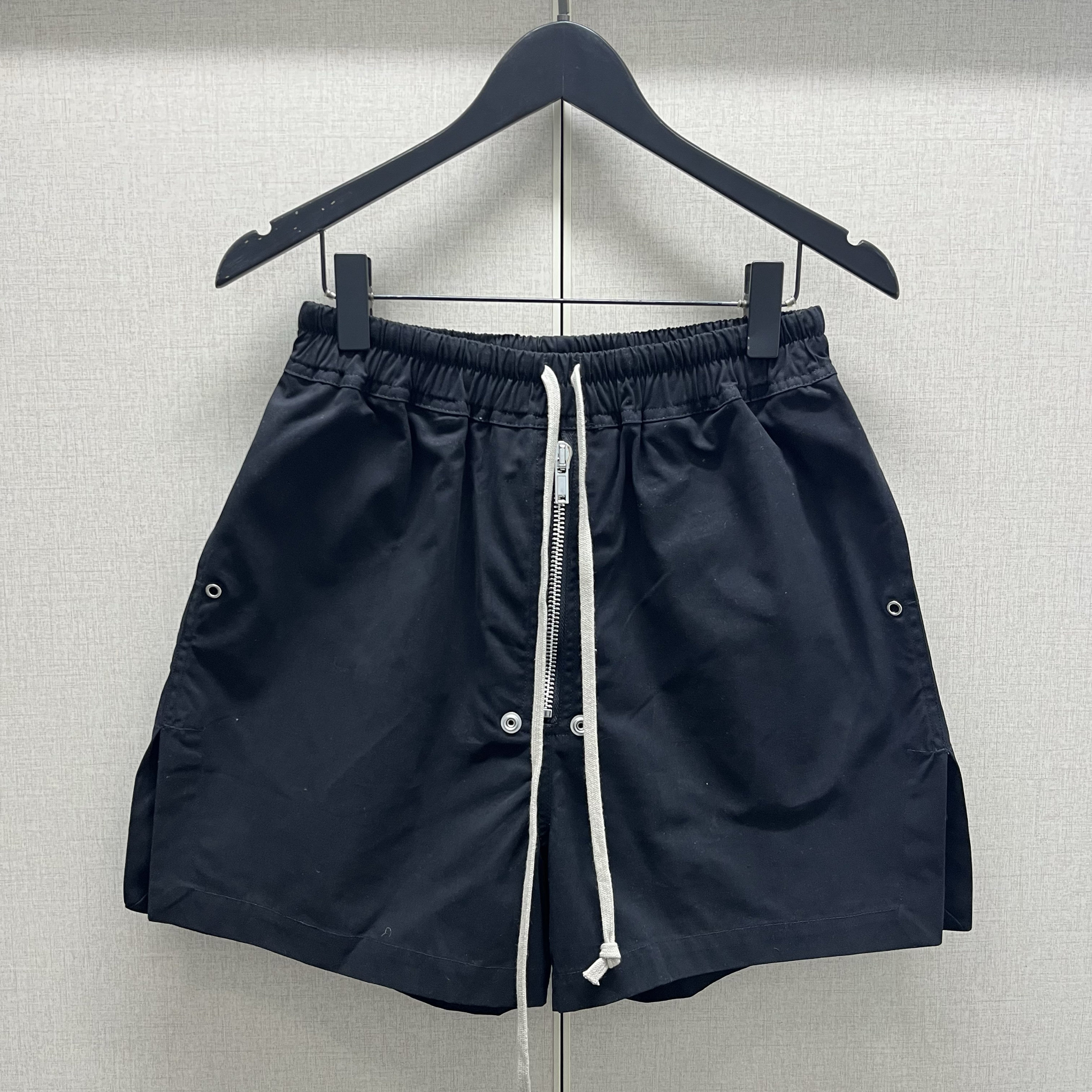 夏季暗黑R风O松紧带抽绳梭织拉链扣眼拼接男士工装休闲裤短裤