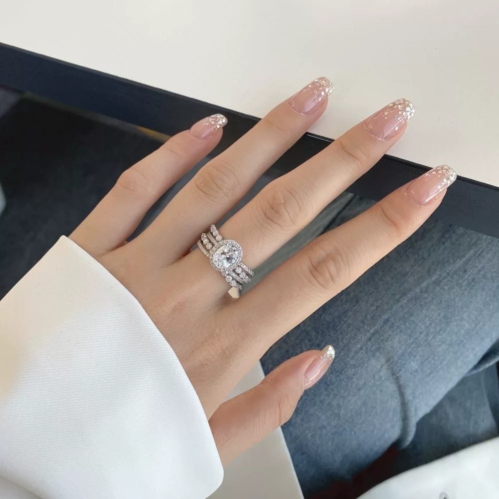 欧美2024新款S925纯银满钻锆石戒指小众设计感高碳钻鸽子蛋戒指女