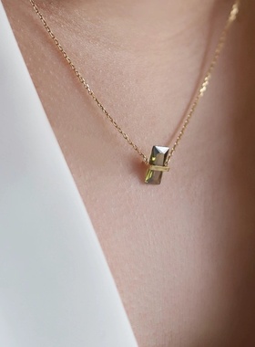 小众设计感法式复古山茶花系列项链不锈钢吊坠锆石项链电镀18K金