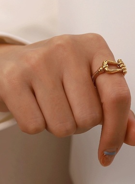 钛钢镀金潮牌马蹄扣戒指冷淡风小众设计几何开口食指指环开口戒指