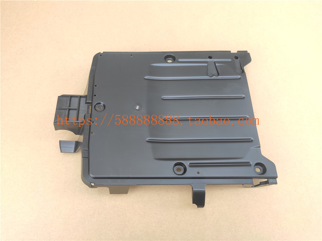 新大洲本田配件车架发动机护板