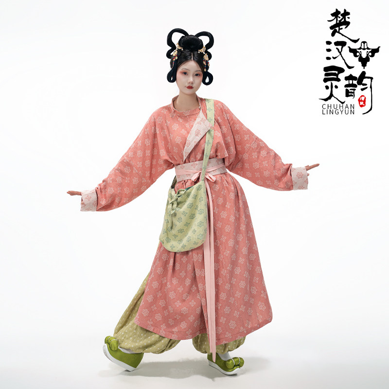 楚汉灵韵 唐风圆领袍 百分百棉双层纱 桃花朵朵纯棉圆领袍唐制