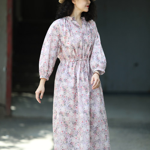游设原创复古印花长绒棉木耳边领花苞袖抽绳腰连衣裙  薇苒
