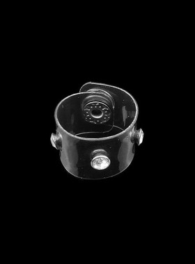 瑞丽闪亮水钻星星黑色软塑料戒指