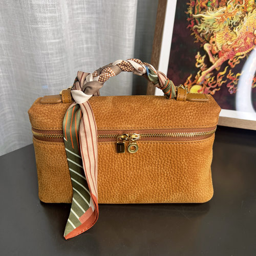 进口Bonaudo小牛皮Y29CB237558休闲百搭包包19.8x6.6x11cm