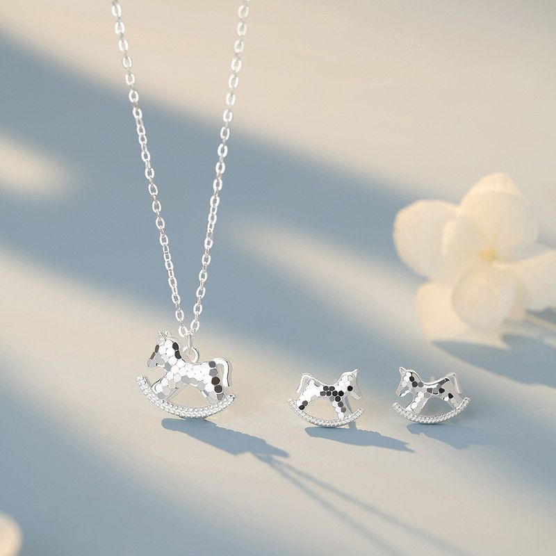 足银S999木马项链质感生肖马耳钉小众精致甜美高级感创意锁骨链
