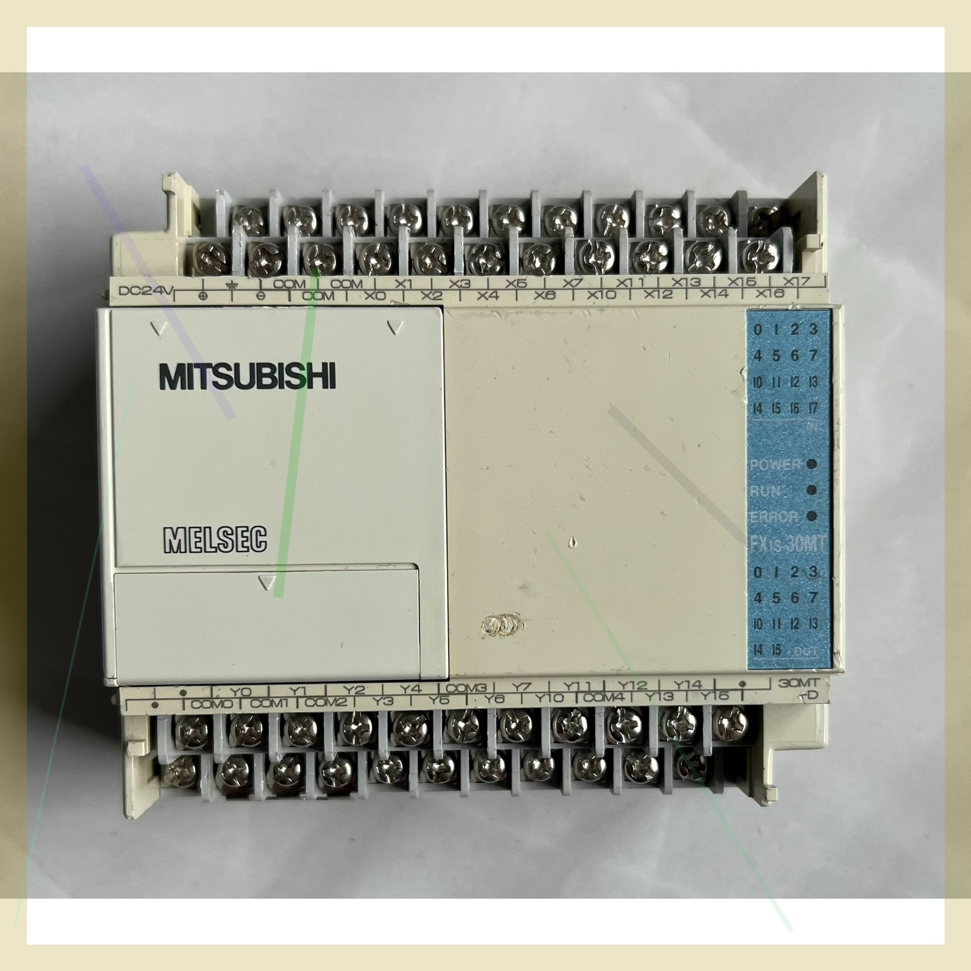 PLC FX1S-30MT-D实物图功能及点位包好