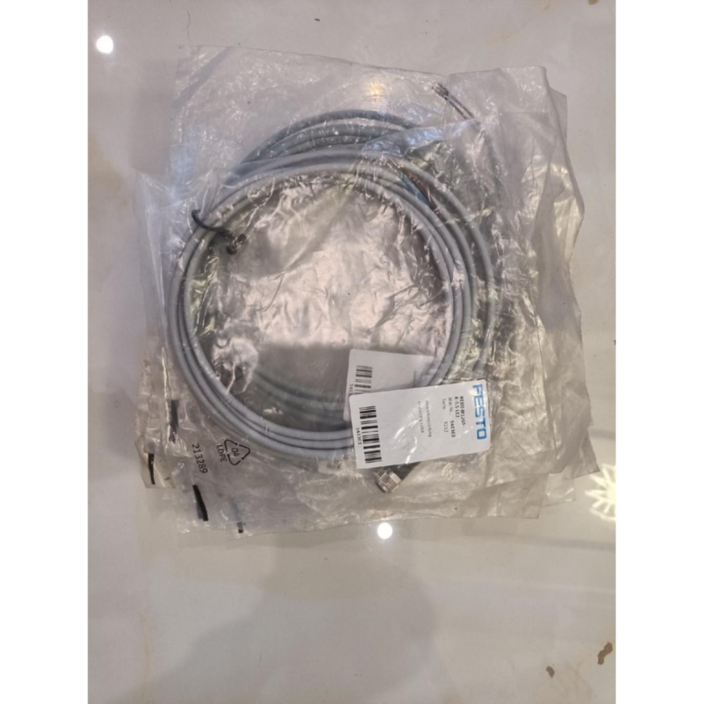 541363 NEBU-M12G5-K-25-LE3
