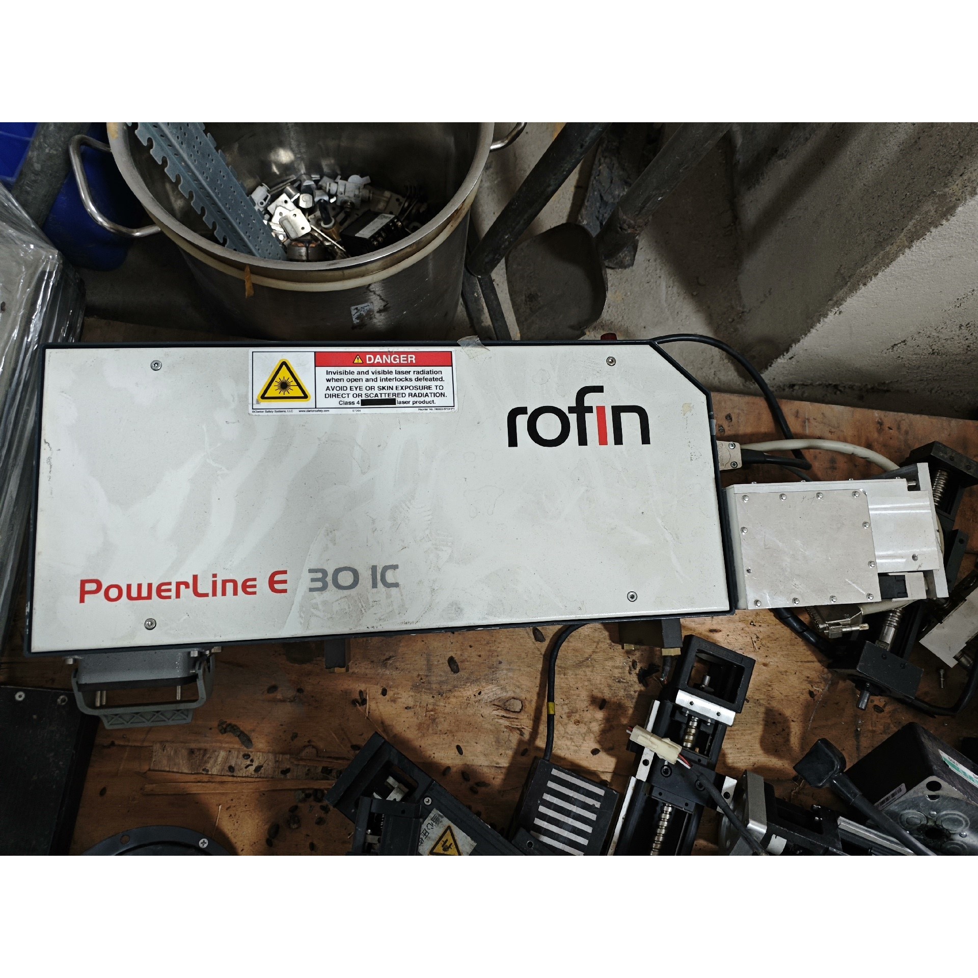 罗芬激光器的 射频器 议价