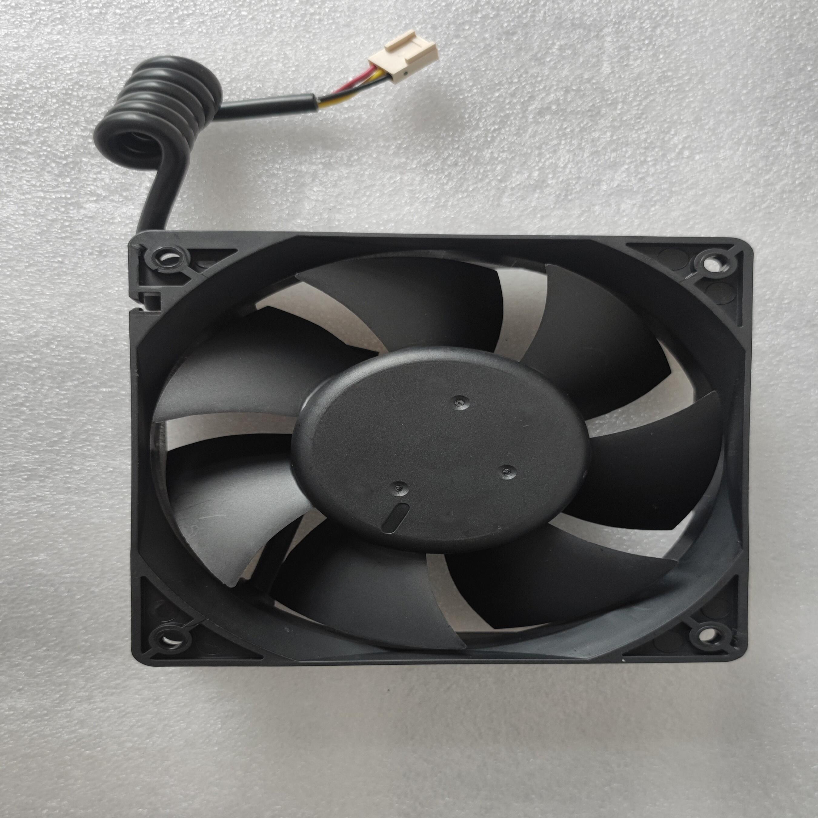 丹佛斯变频器 AFB1224SHE 风扇 DC24V 075A 134B7249