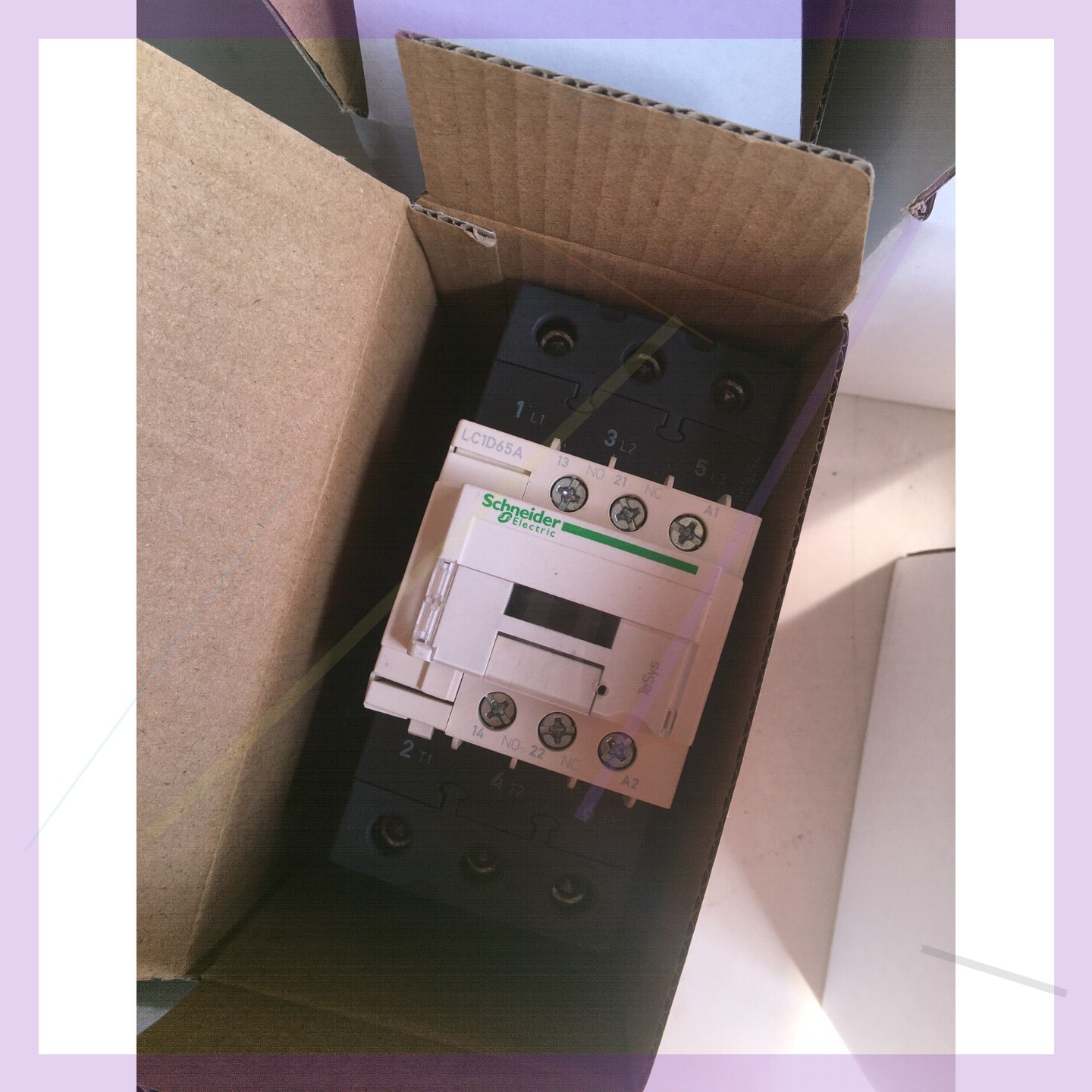新款交流接触器LC1D40AM7C成色99新的共有