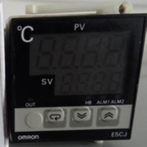 正品温控器E5CJ-Q2 E5CJ-Q2HBR2R2HB E5EJ-A2H02E5BJ-A2HB