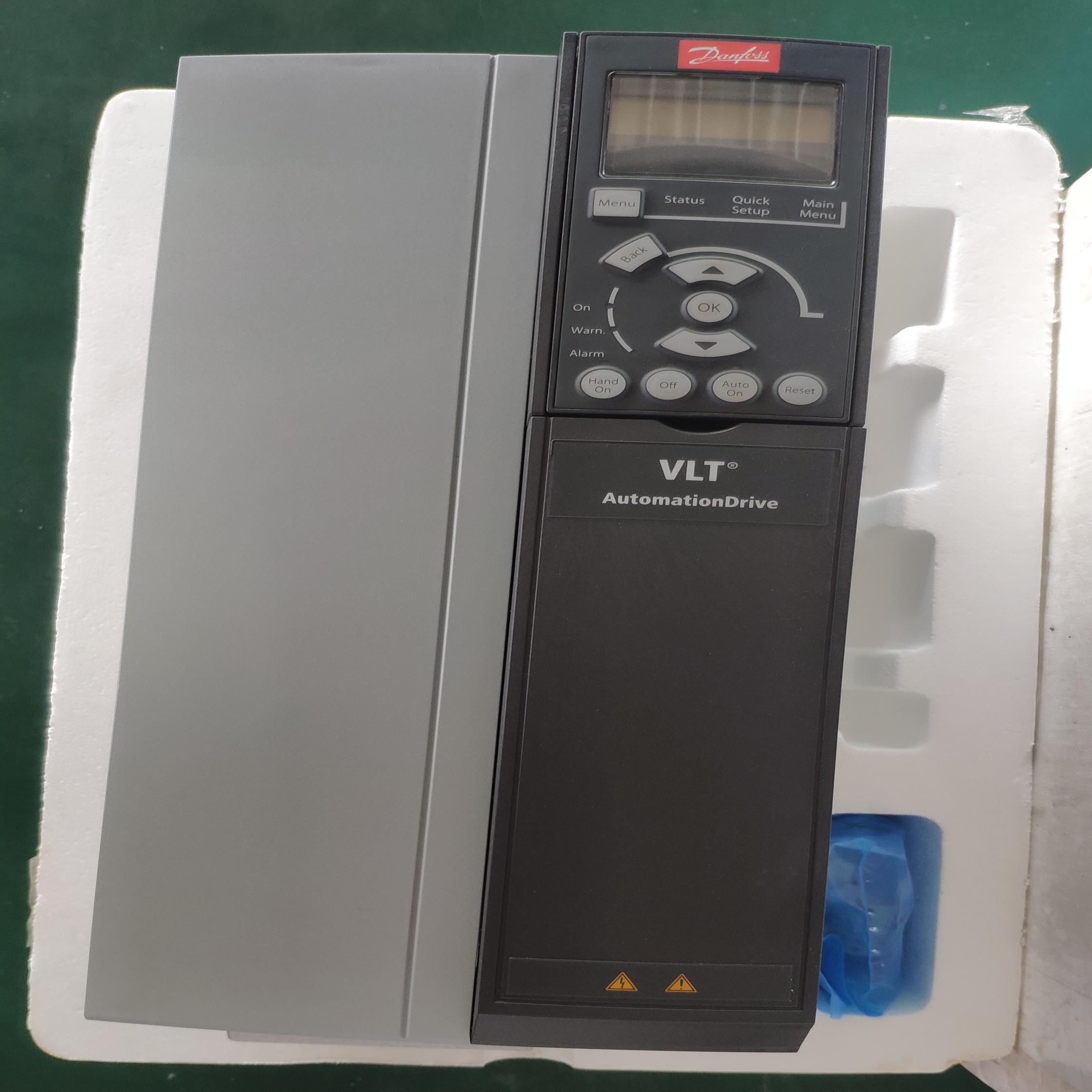 丹佛斯 变频器 FC-202P11KT4E20H2XGXXXXSXXXXAXBXCXXXXDX 议价