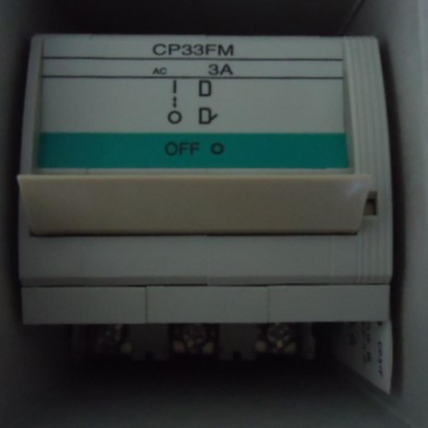 正品保护断路器CP33TM CP33FM CP33FS CP33D 2A 5A 10A 15A