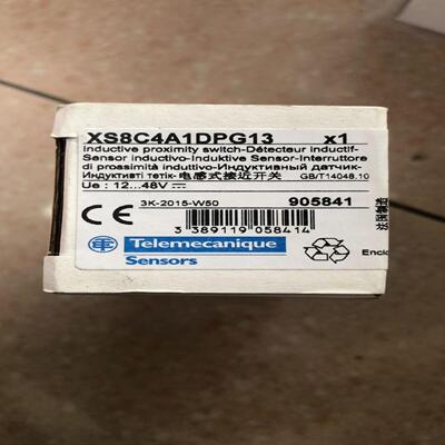 全新原装 Schneider XS8C4A1DPG13 实物拍摄 现货*