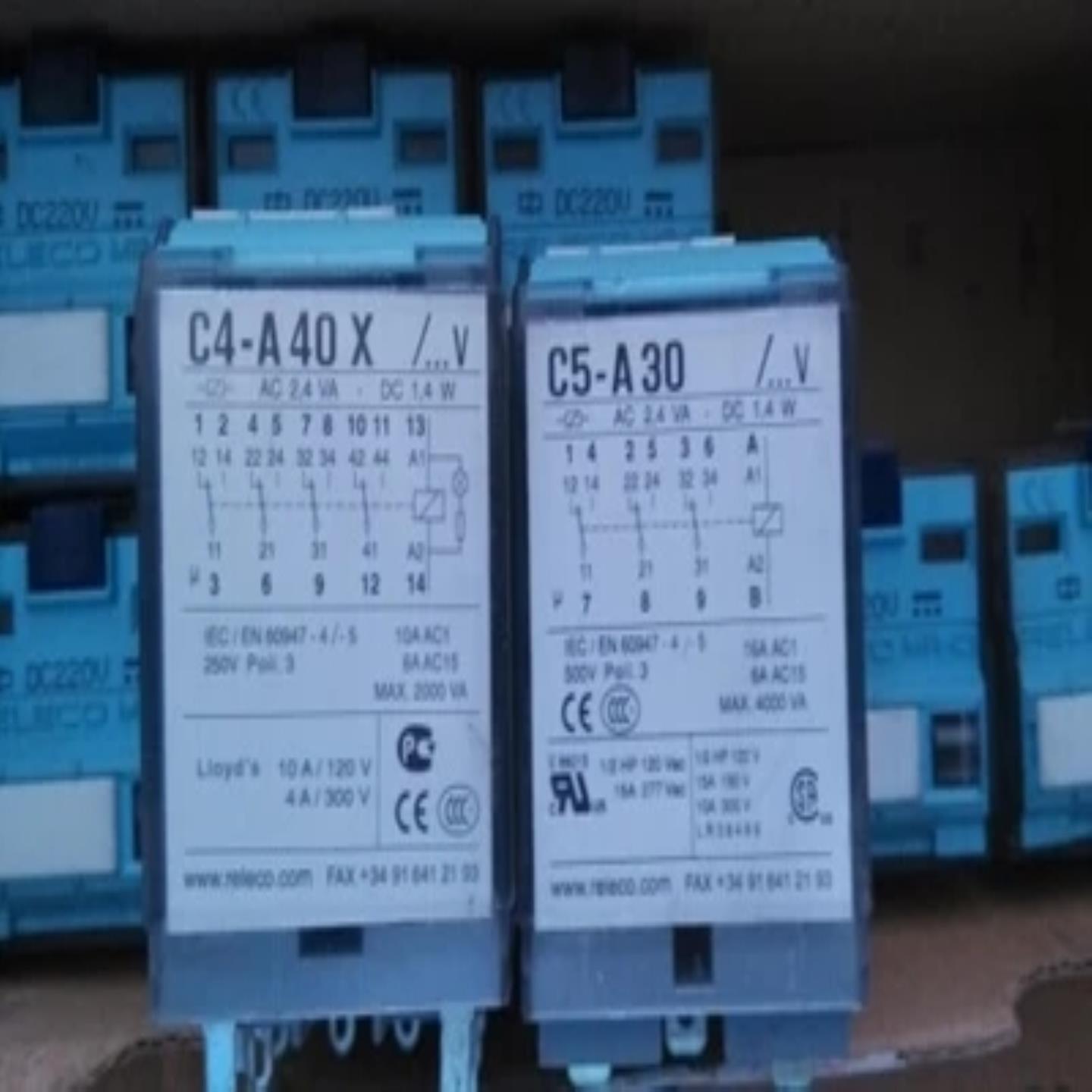 RELECO MR-C继电器C4-A40A40XA40DXA40FX DC24V DC220V AC230V
