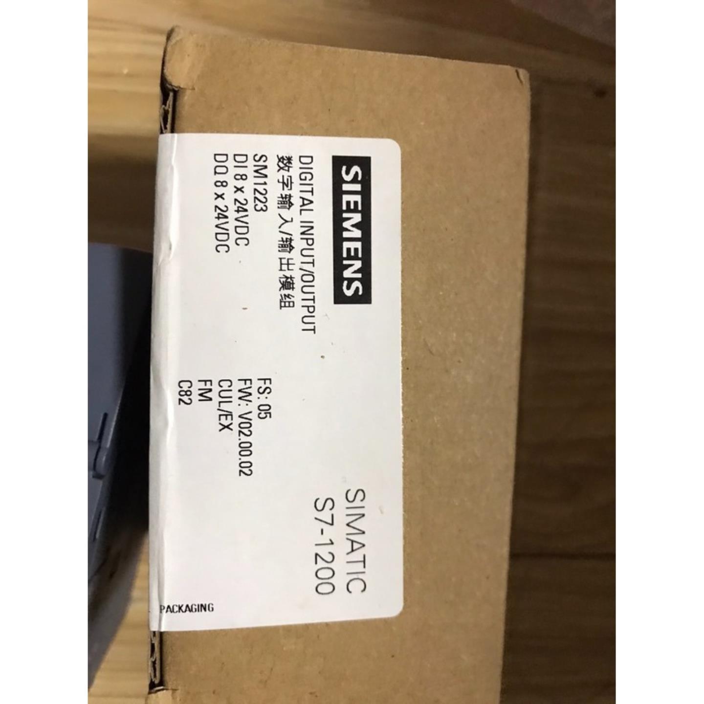 6ES7 223-1BH32-0XB02016-20