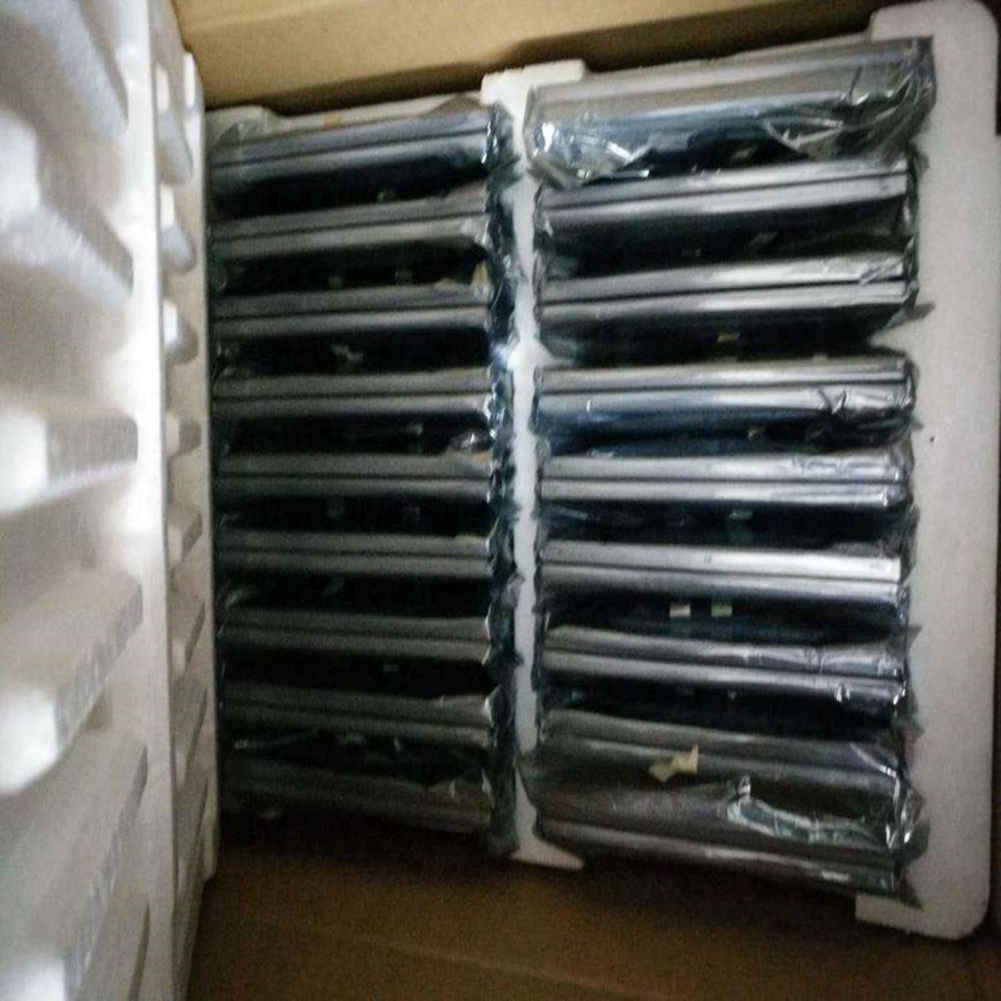 LTA065B0E0F LTA065BOEOF LTA104D183F LTA104S2-L01咨询