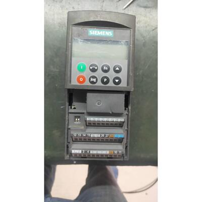 6SE6440-2UD15-5AA1440   05