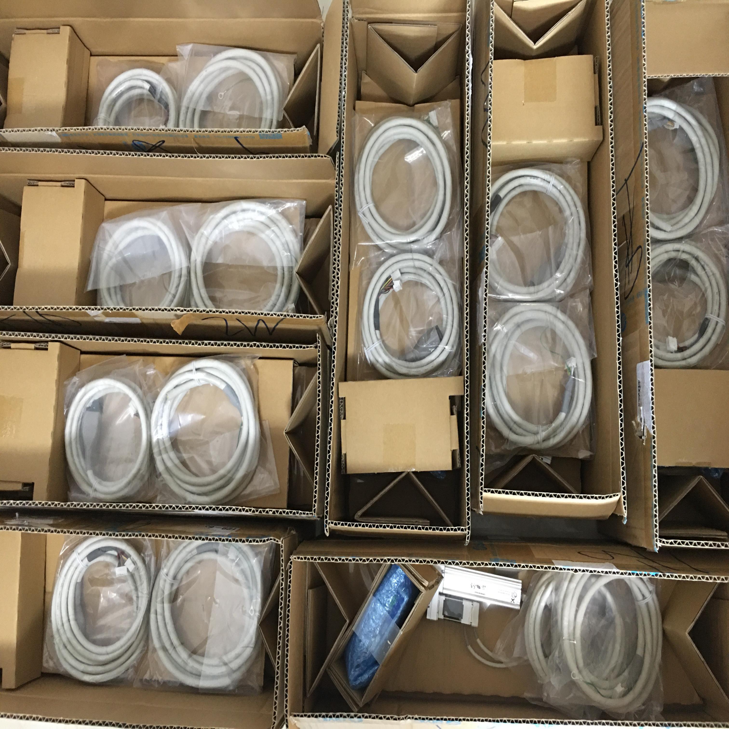 VV5QC41-10C10SQAN 电磁阀底板SMC