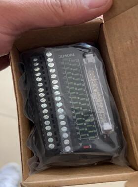 JLING直销欧式接线PLC端输入输出 32位直流转换端子台全新原装拍