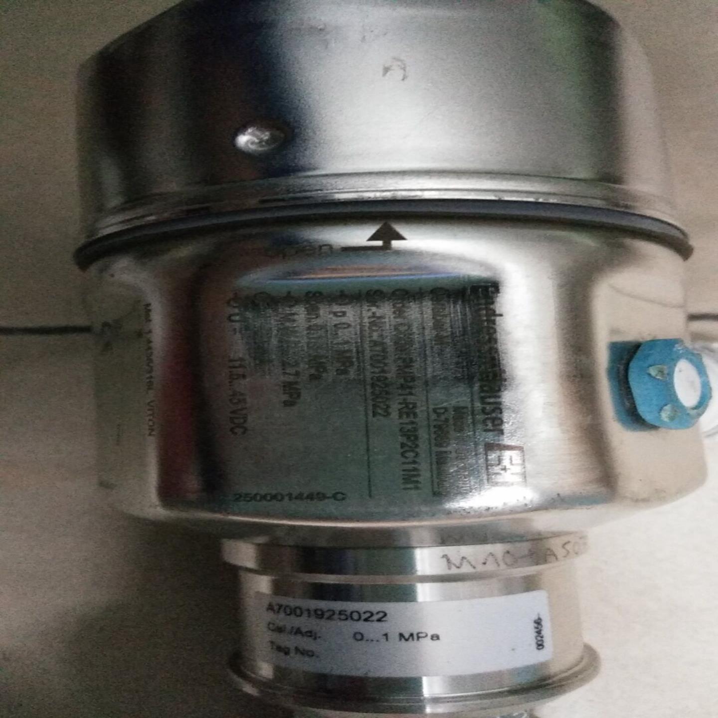 全新无包装正品E+H PMP41-RE13P2C11M1   现货*