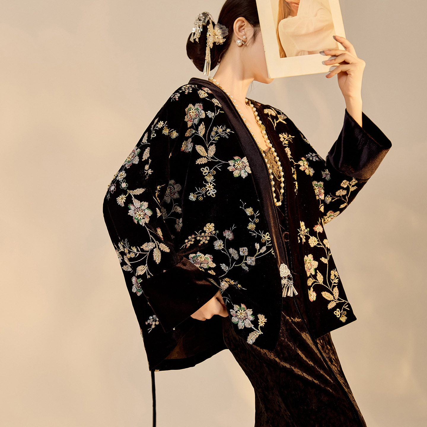 亮片刺绣新中式外套丝绒国风棉衣