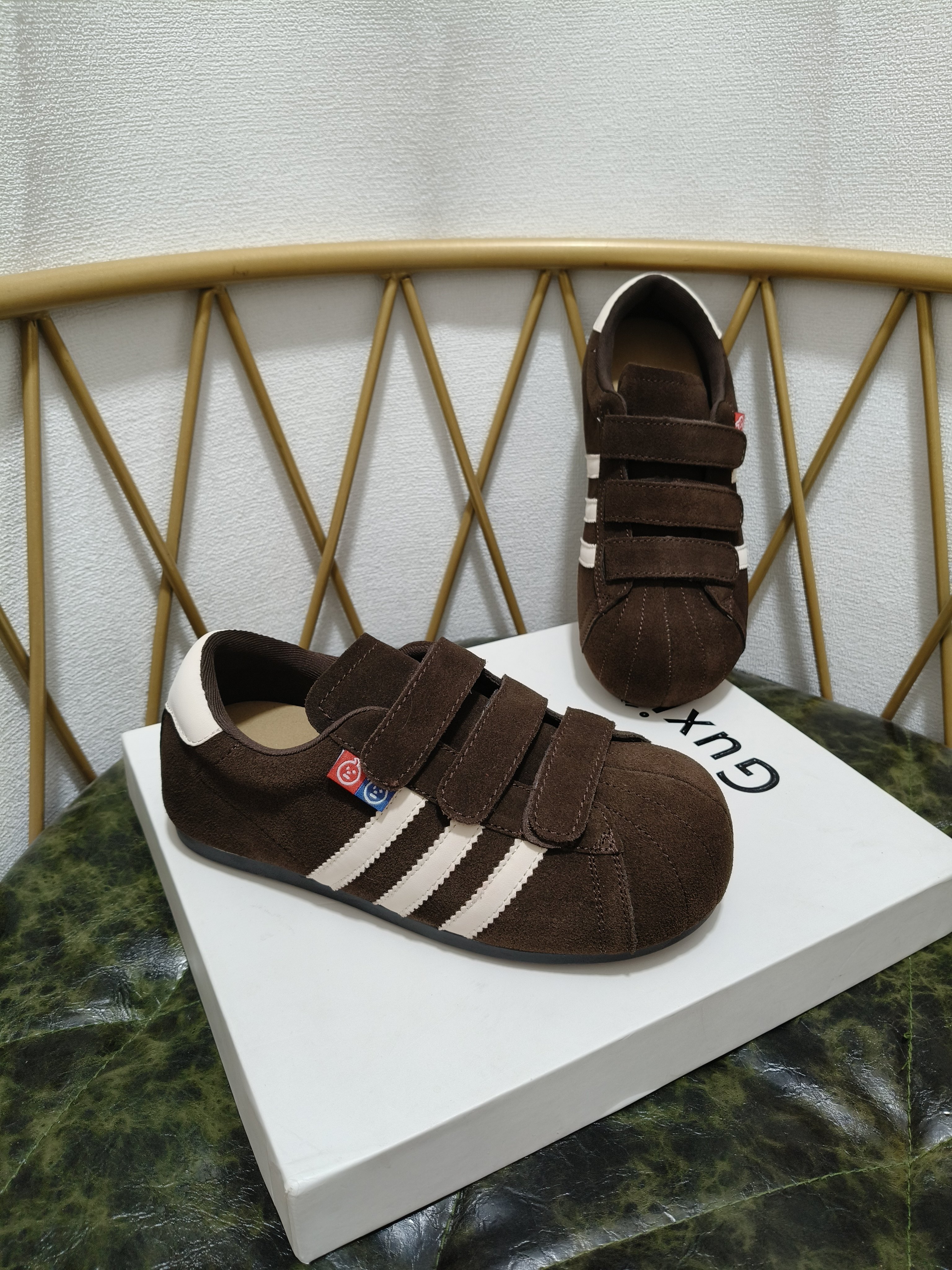 侧柜真皮复古德训鞋女2026春季新款厚底魔术贴运动板鞋休闲阿甘鞋,女鞋,德训鞋,淘宝优惠券,粉丝福利购,淘宝优惠卷