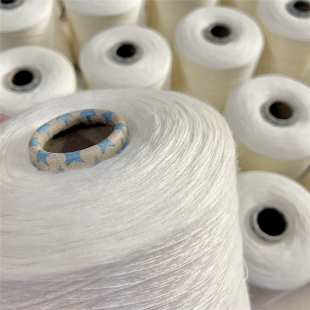 小缸号柔米白色纯羊毛 39支可机织可手编 柔软亲肤 新澳原桶