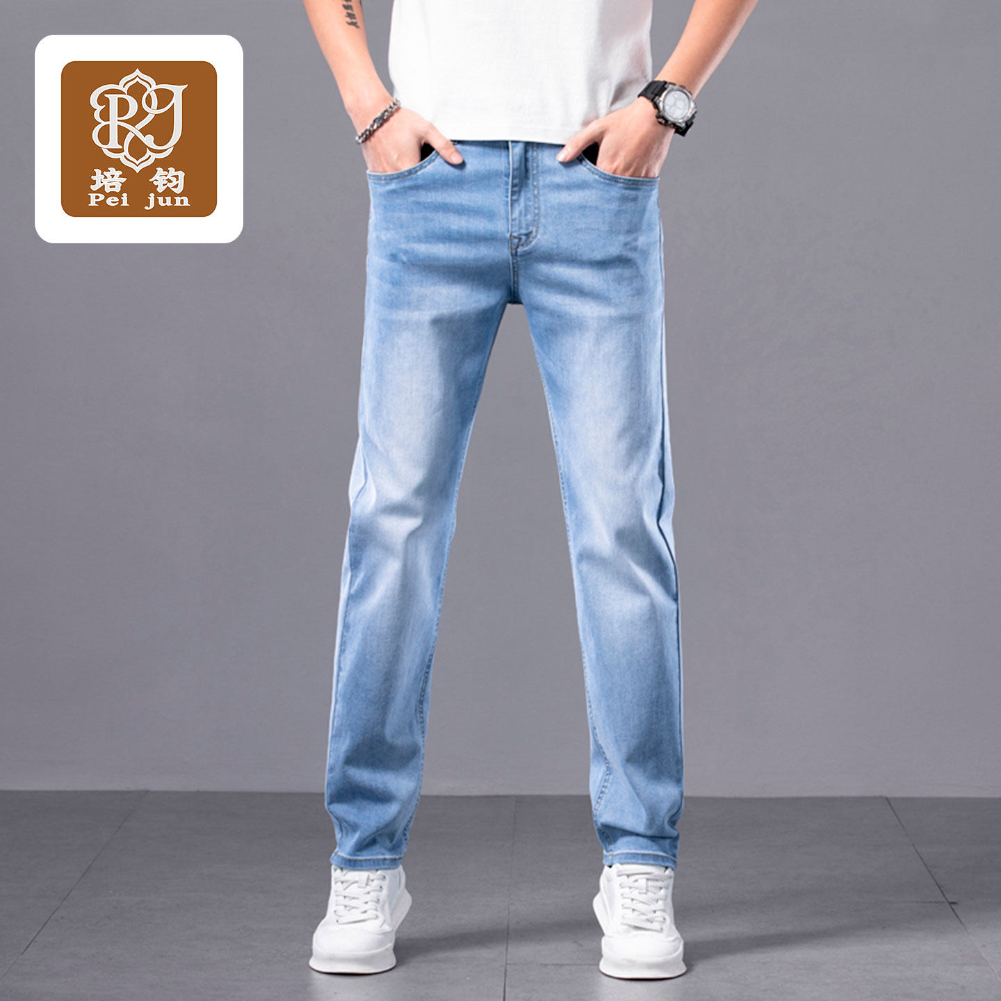 培钧男装直筒长裤子男款2026春季新款潮款浅蓝色猫须纹修身牛仔裤